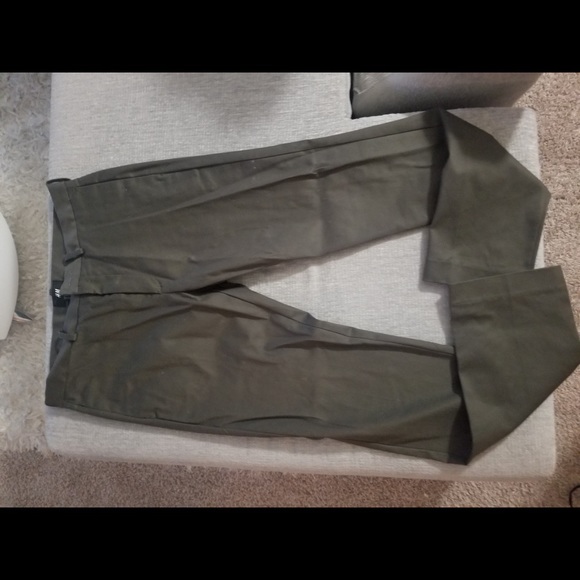 H&M 33R slim fit pants - Picture 2 of 2